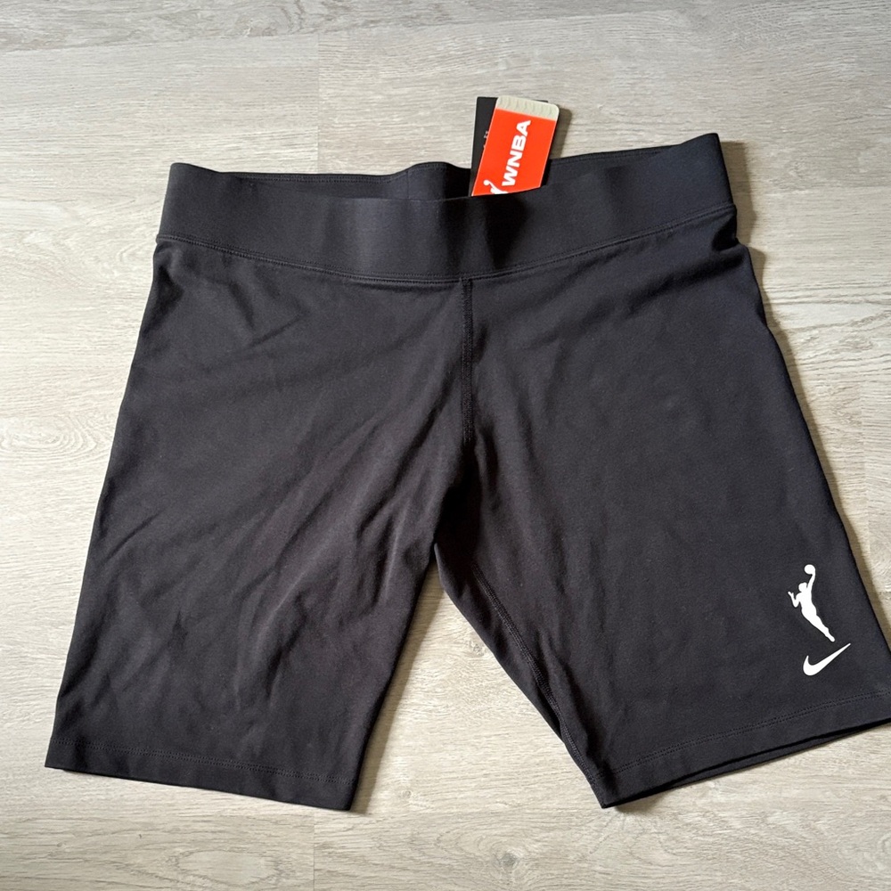 New W/Tags-Nike XLarge-Women's WNBA Black Bike Shorts